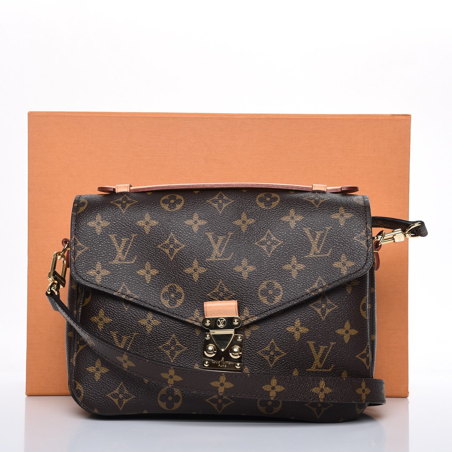 Monogram Pochette Metis