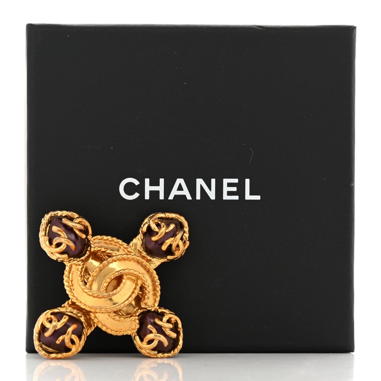 Pearl CC Cross Brooch Gold