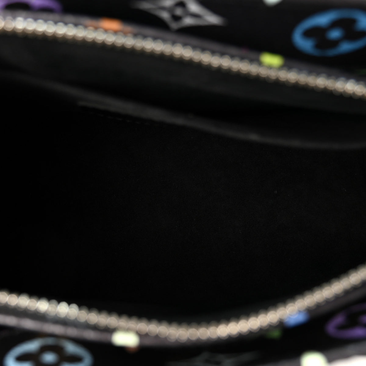 Louis Vuitton LV X TM Monogram Multicolor OnTheGo East West Black 5 of 9