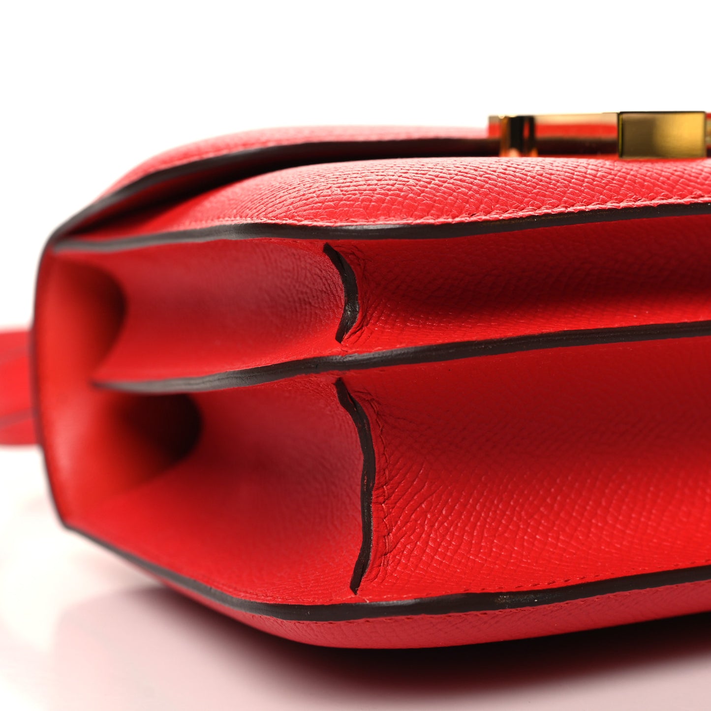 Epsom Constance 18 Rouge de Coeur