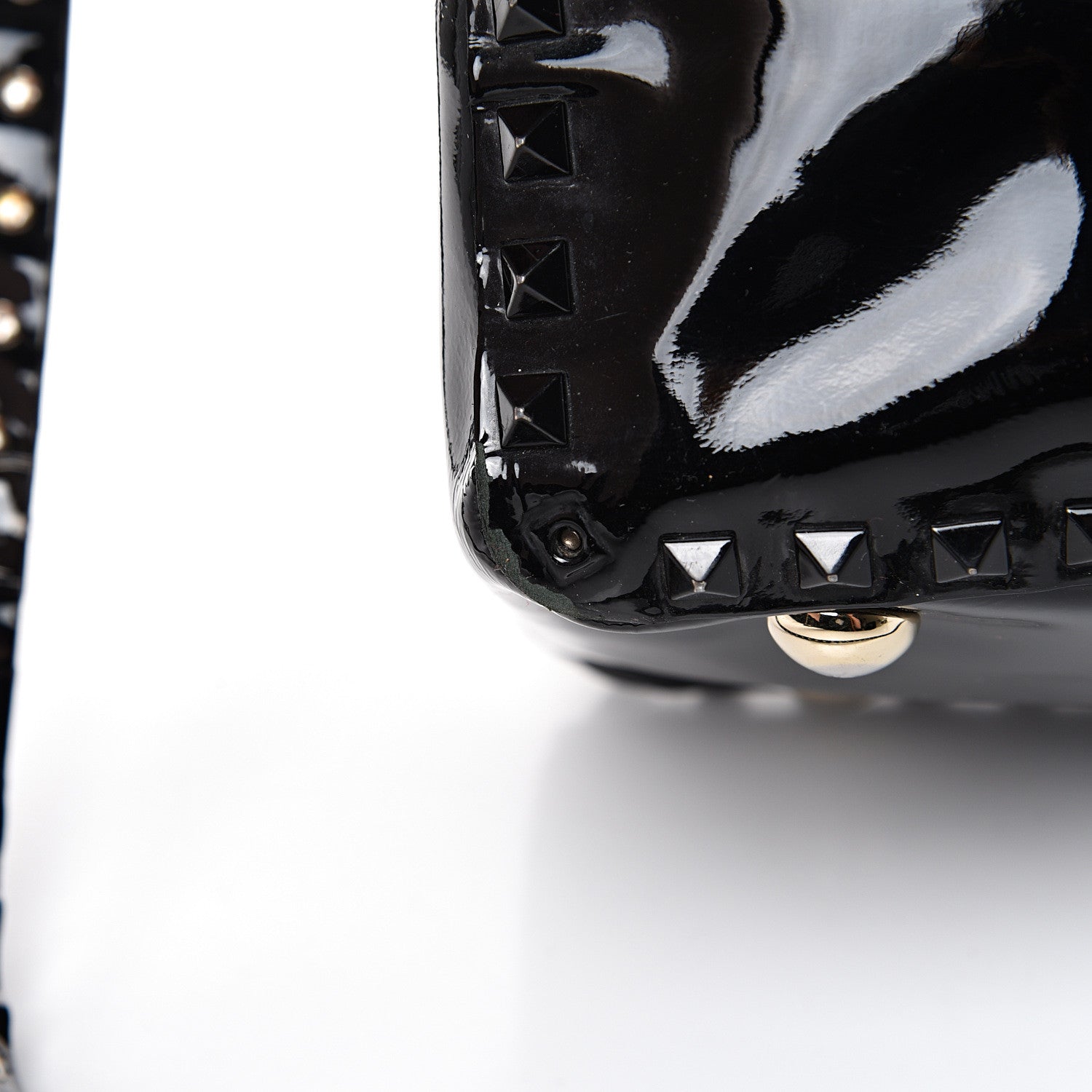 Valentino Garavani Patent Medium Rockstud Tote Black 14 of 20