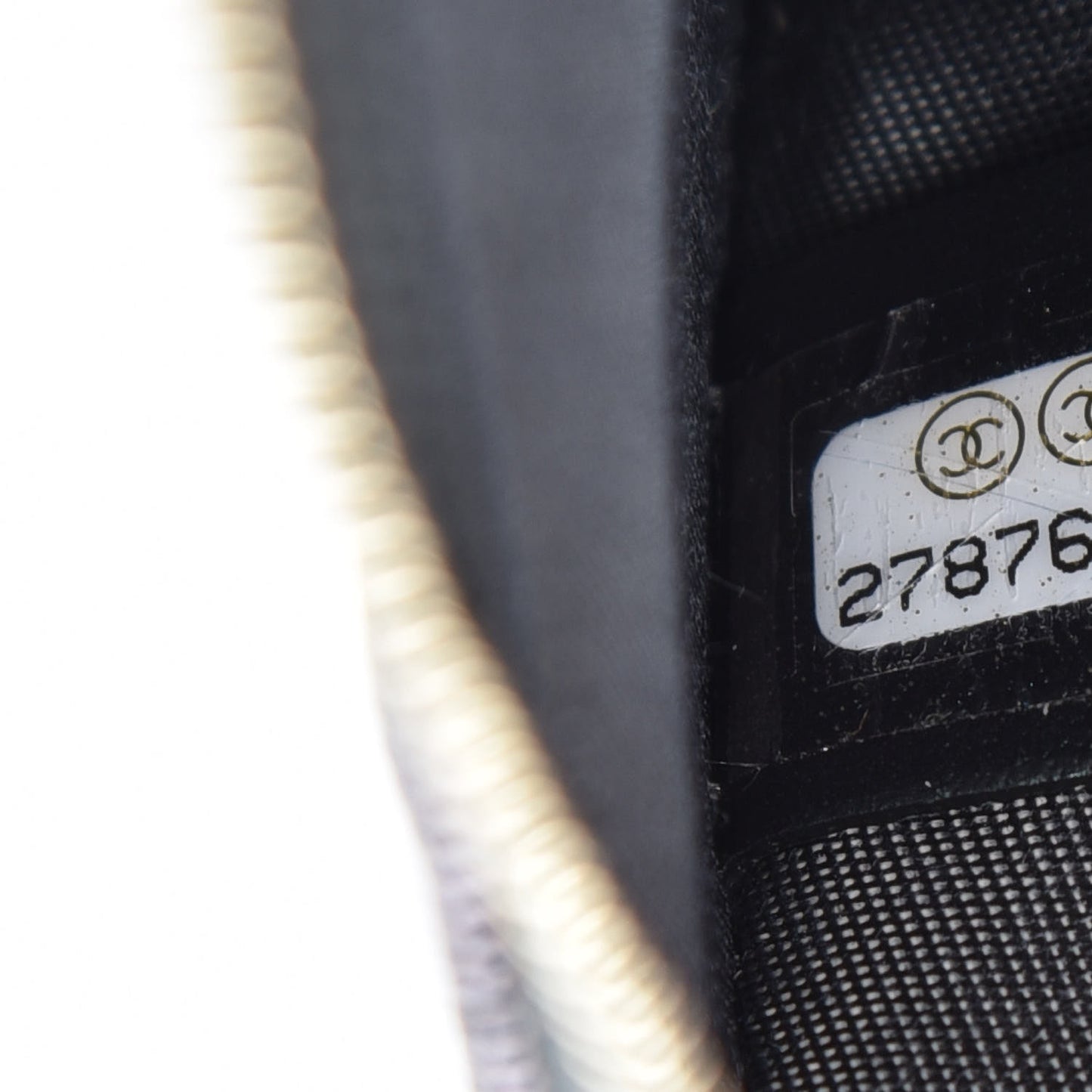 Iridescent Caviar Quilted Zipped Key Holder Case Black