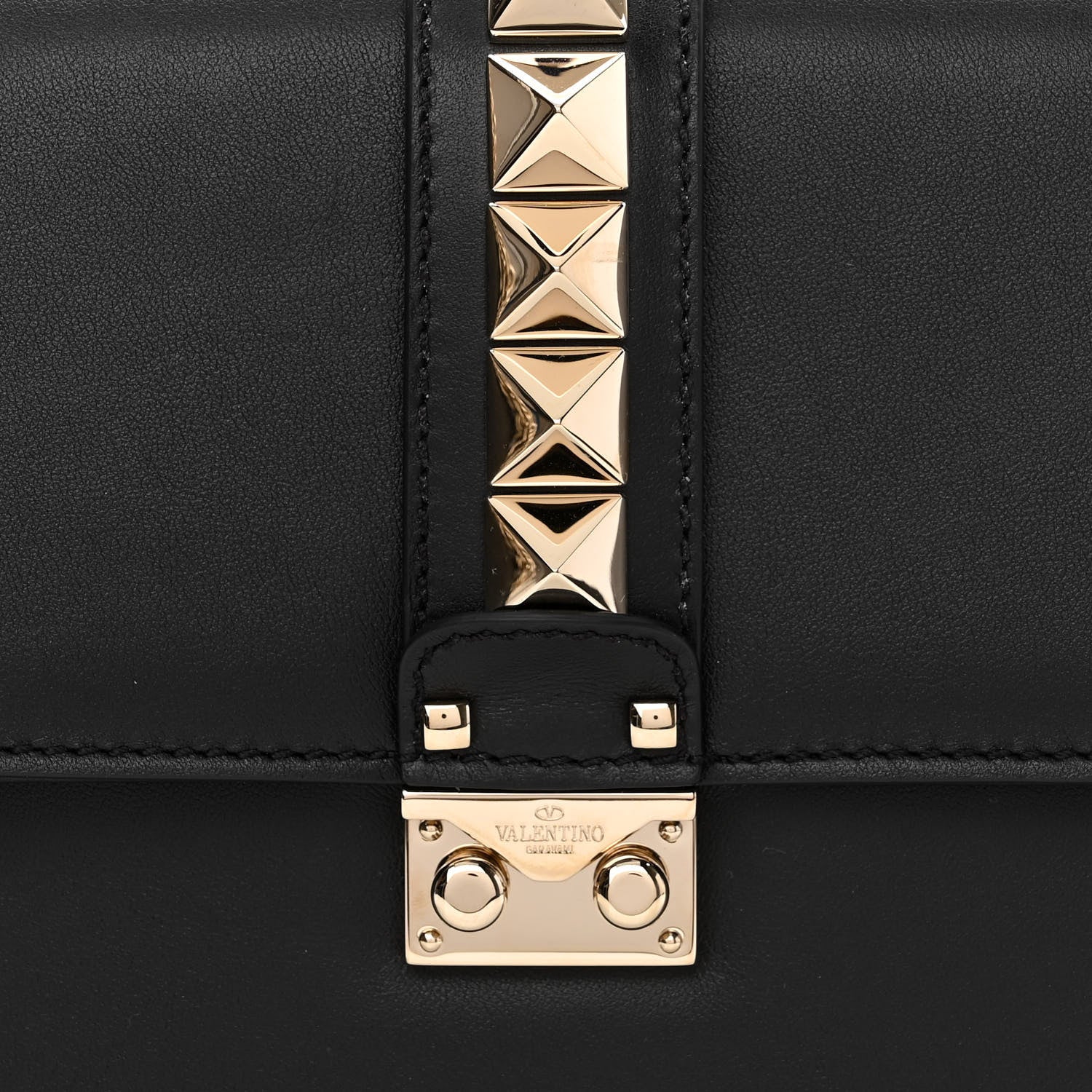 Valentino Garavani Vitello Medium Glam Lock Rockstud Flap Black 7 of 9