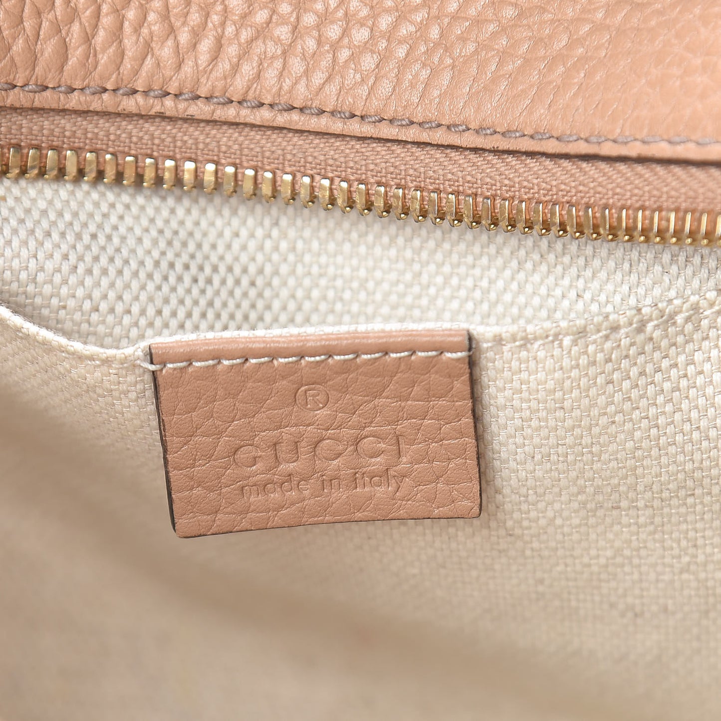 Pebbled Calfskin Small Soho Disco Bag Camelia
