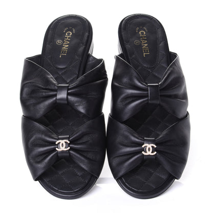 Chanel Lambskin Pearl Bow CC Flat Sandals 37.5 Black 5 of 11