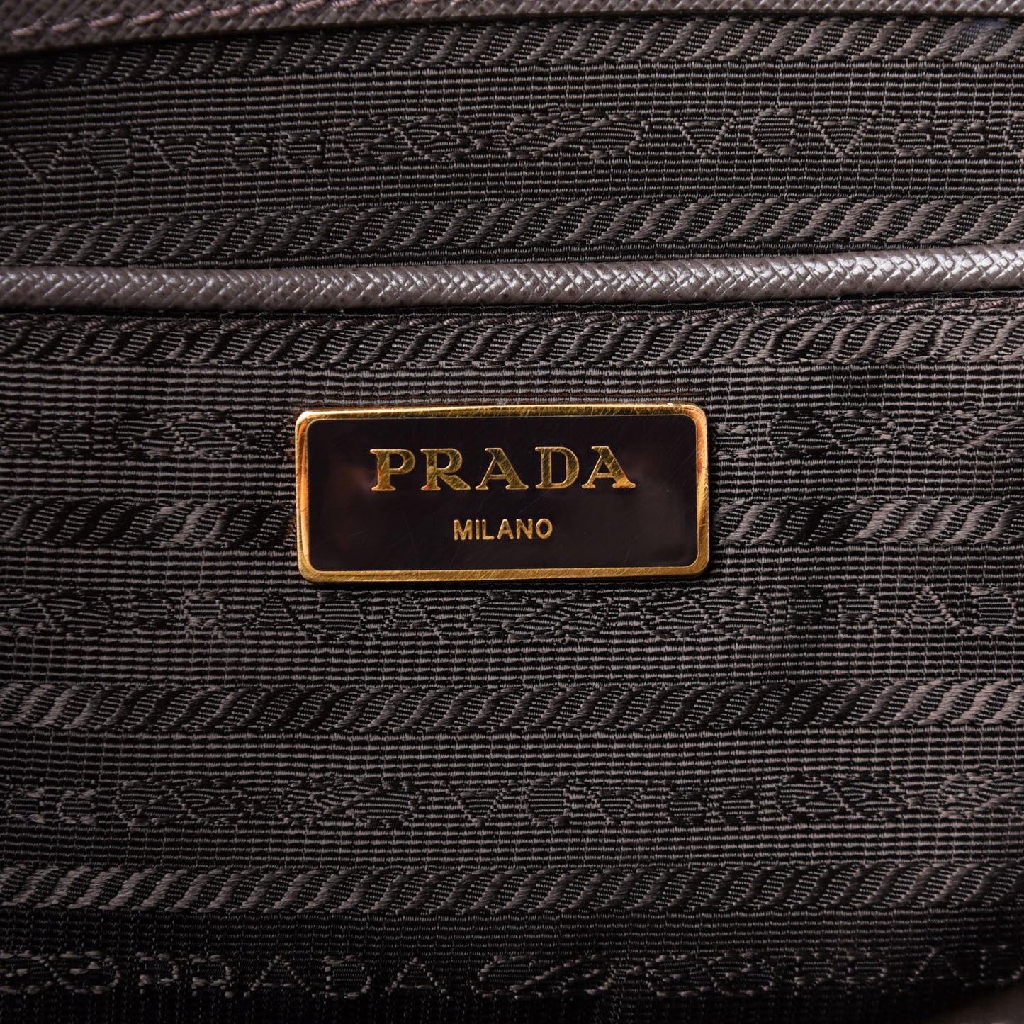 Saffiano Medium Galleria Double Zip Tote Caffe