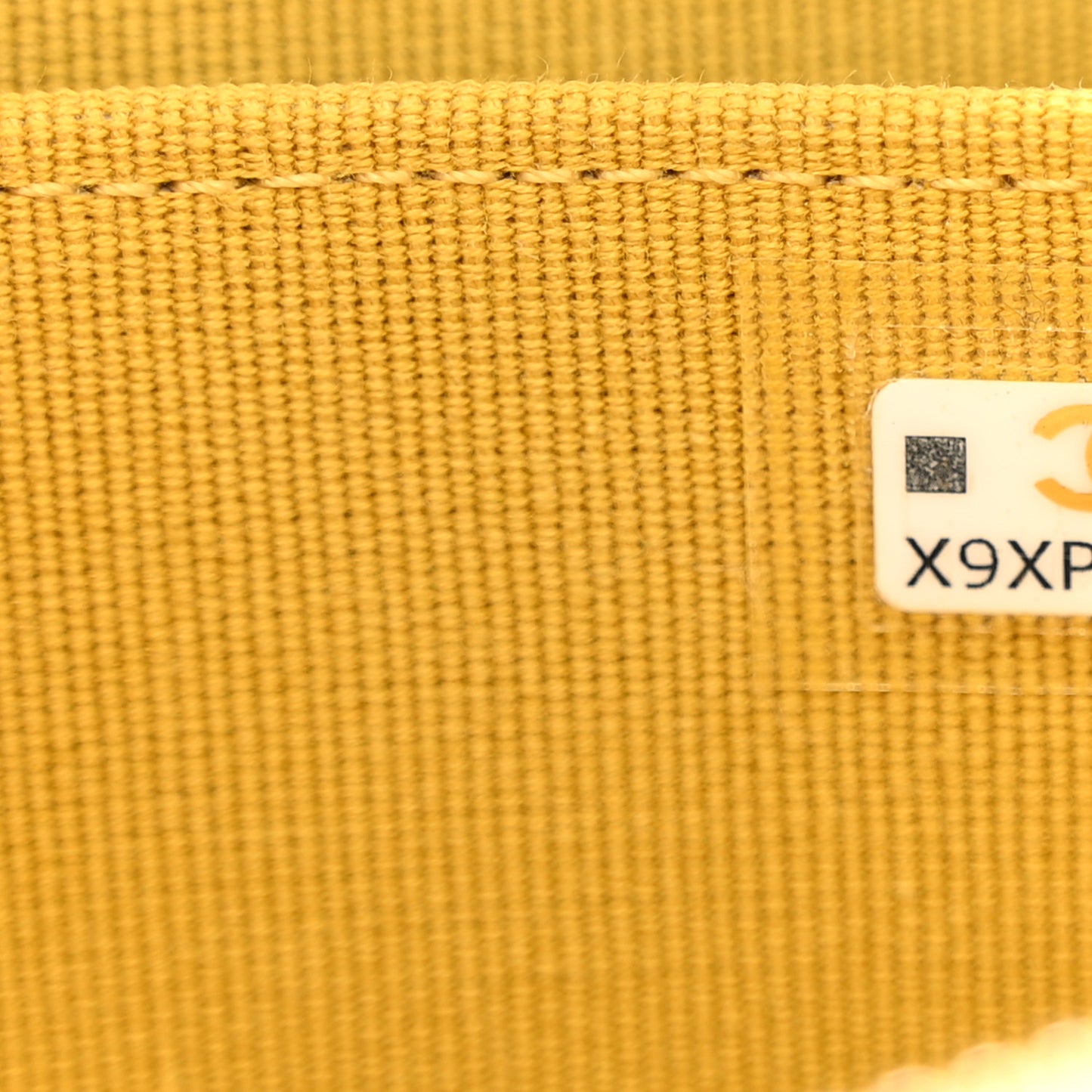 Caviar Quilted Zip Card Holder Yellow