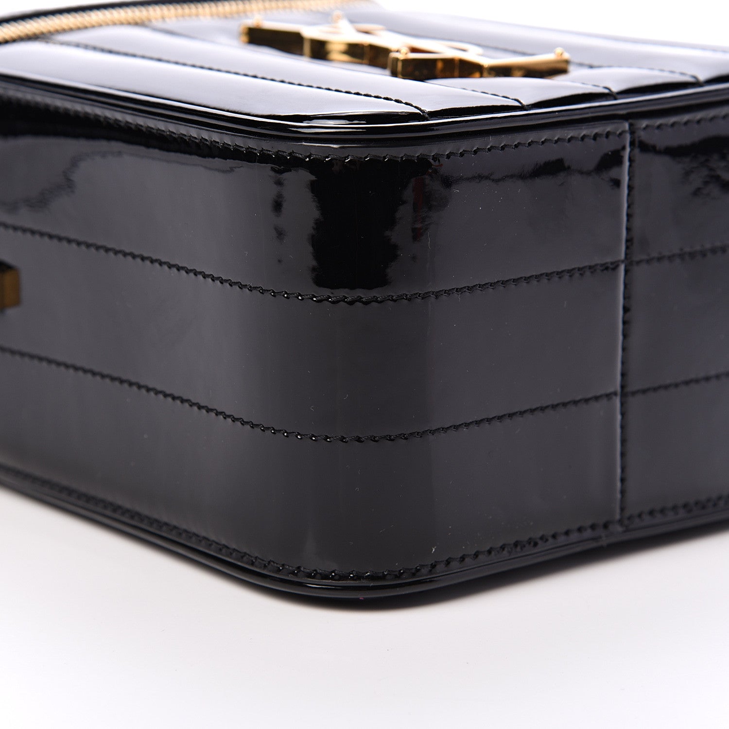 Saint Laurent Patent Matelasse Monogram Vicky Vanity Black 8 of 9
