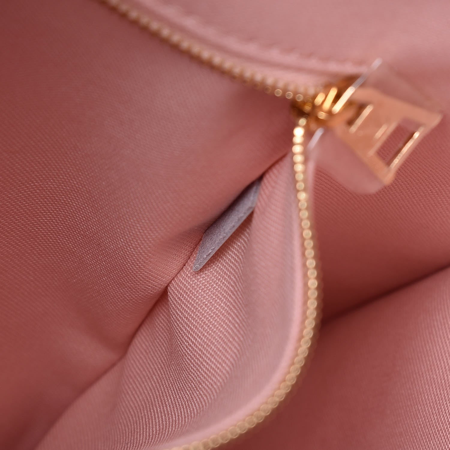 Louis Vuitton Monogram Giant Onthego GM Rouge Rose 10 of 12