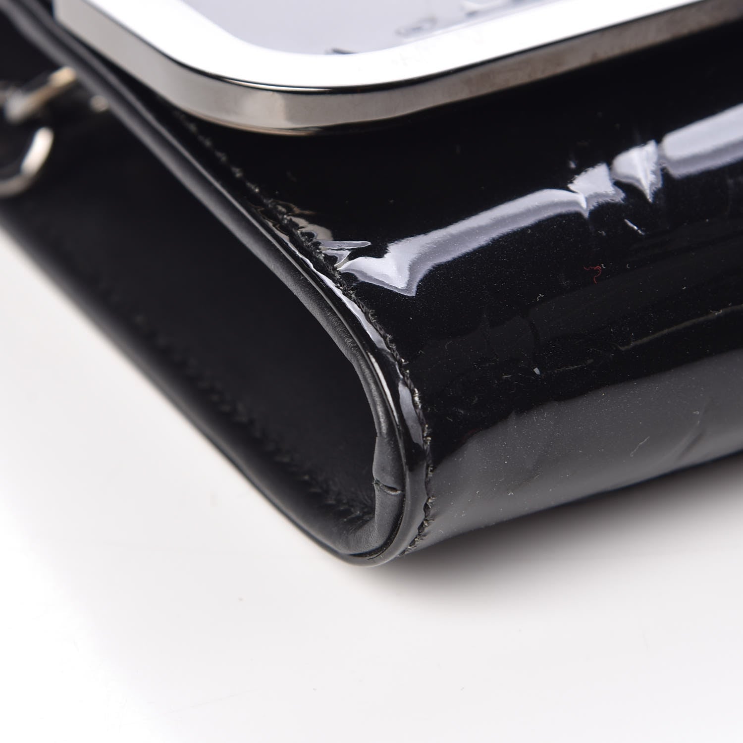 Louis Vuitton Vernis Rossmore MM Noir Magnetique 8 of 9