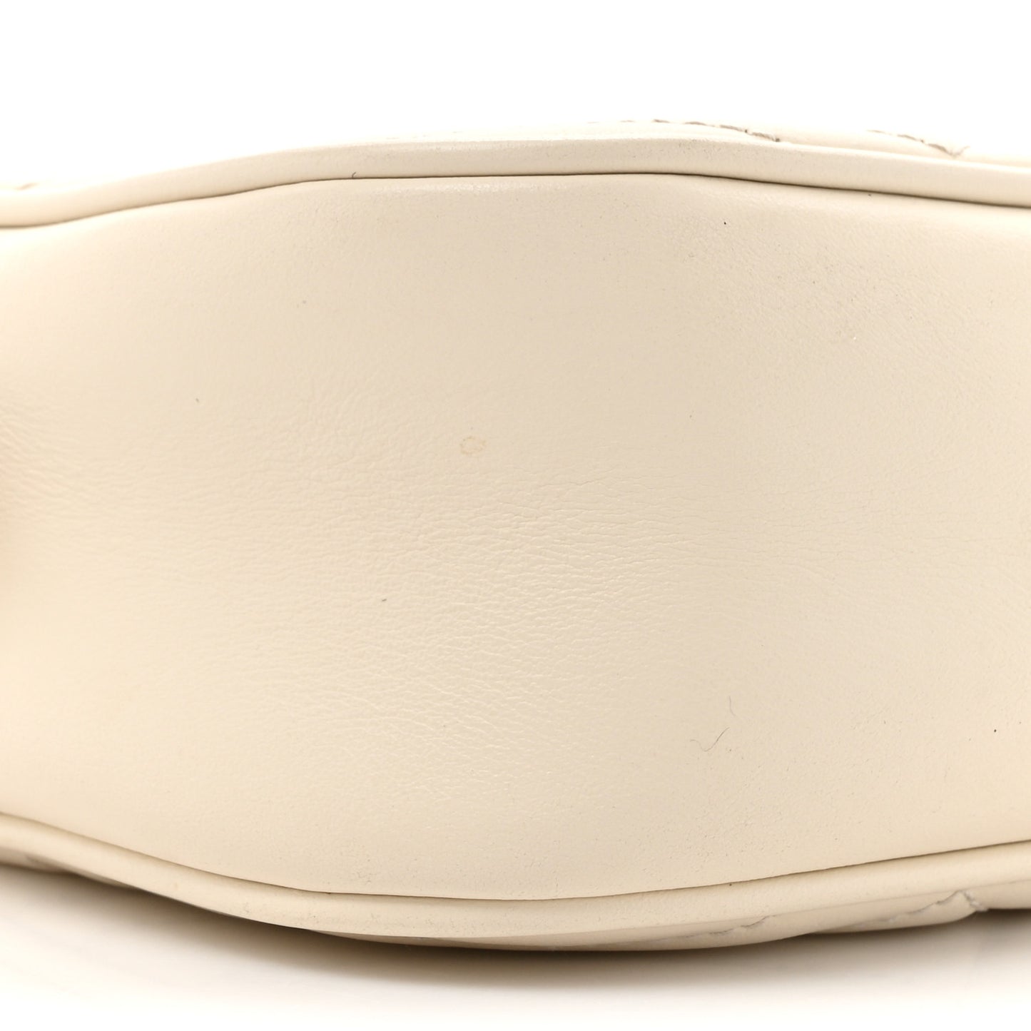 Calfskin Matelasse Small GG Marmont Chain Shoulder Bag White