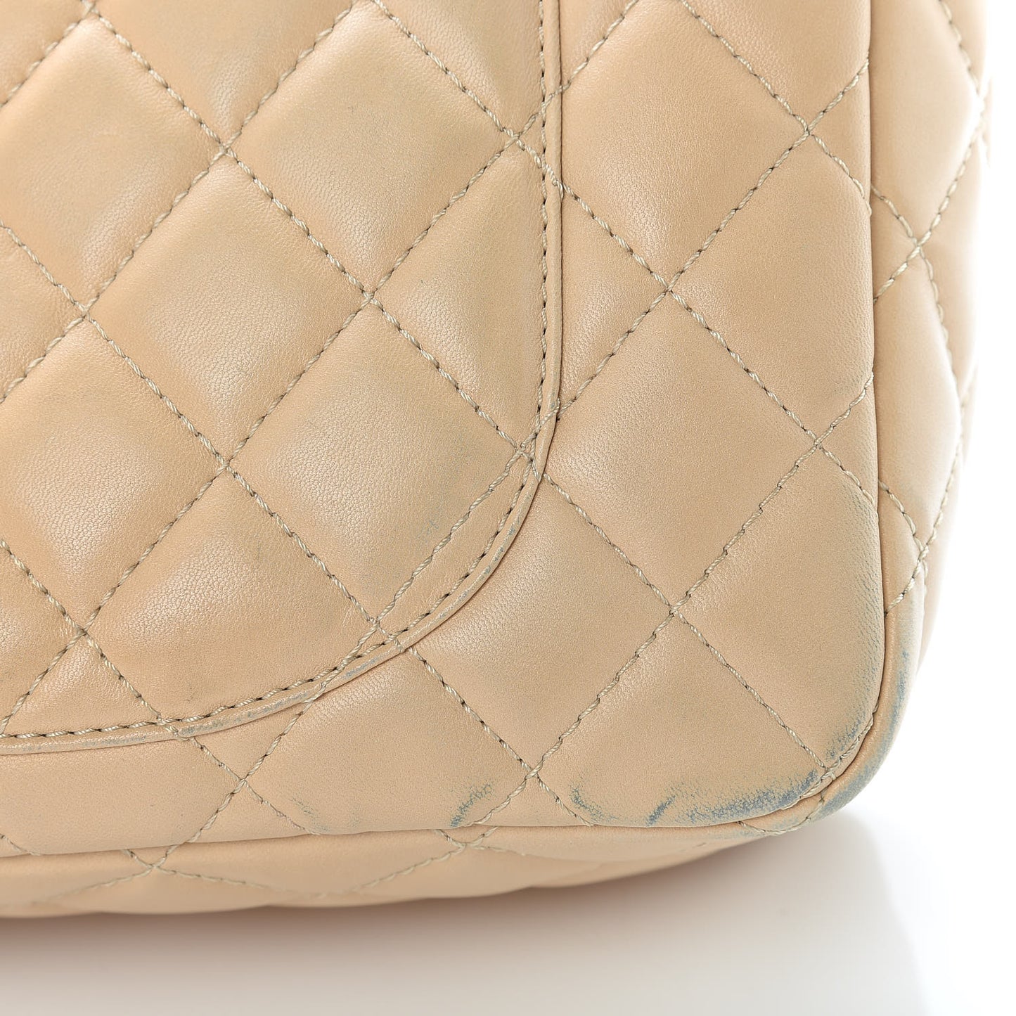 Lambskin Quilted Large Camera Case Beige Clair