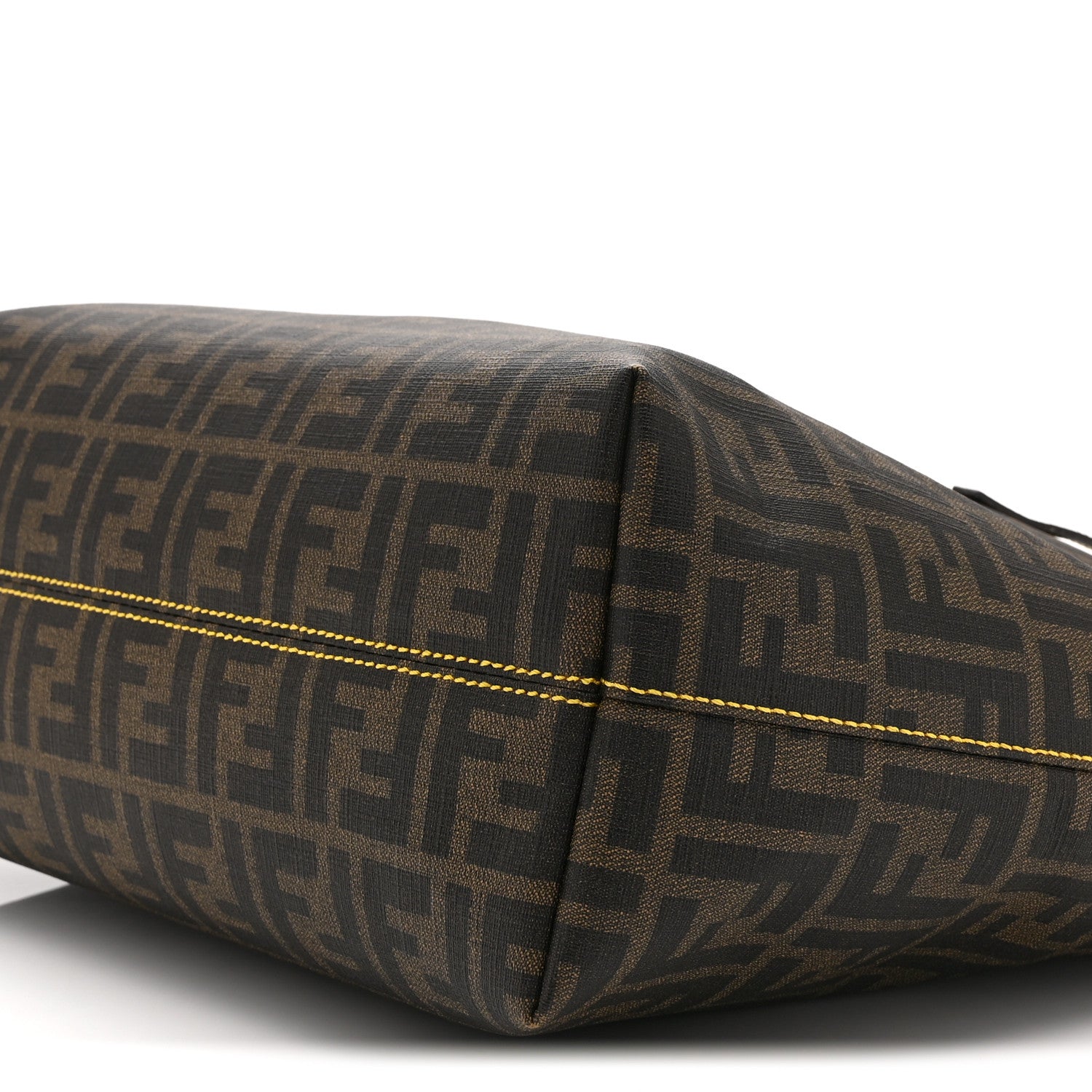 FENDI FFトート ショルダー ヴィンテージ黒 赤 緑 青 黄 茶 希少 Fendi Zucca Spalmati Small Roll Tote Tobacco Yellow 1871919