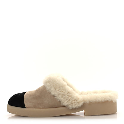 Chanel Suede Shearling CC Cap Toe Mules 38.5 Beige Black 1 of 11
