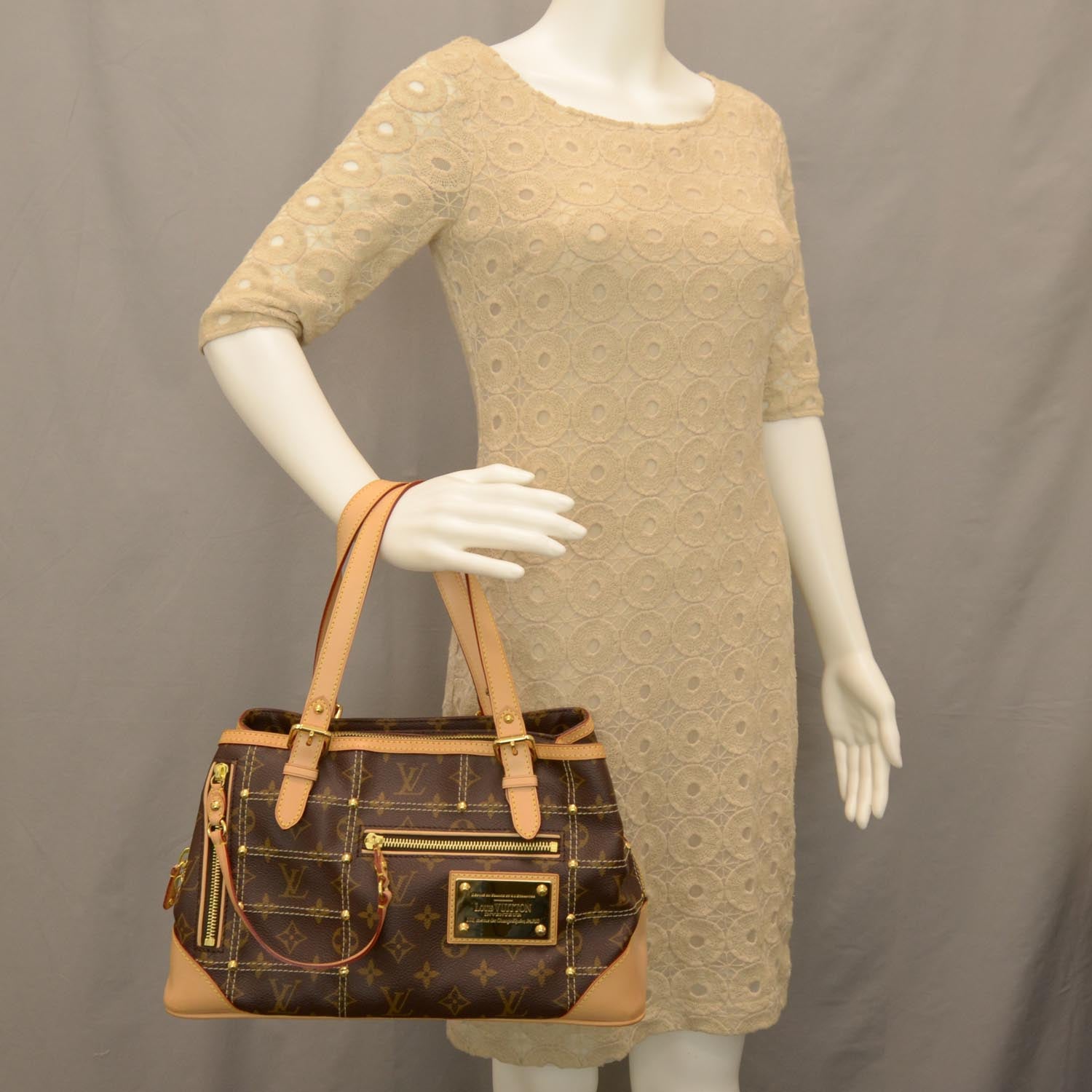 Louis Vuitton Monogram Riveting 2 of 7