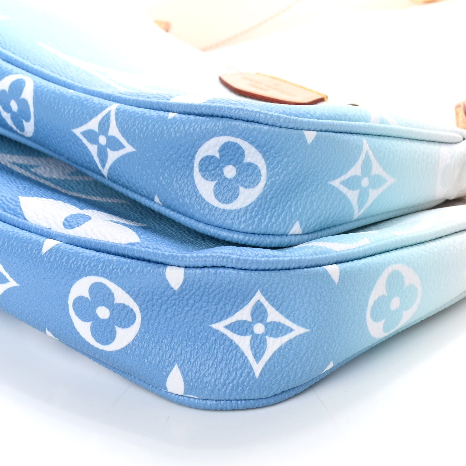 Louis Vuitton Monogram Giant By The Pool Multi Pochette Accessories Blue 10 of 11