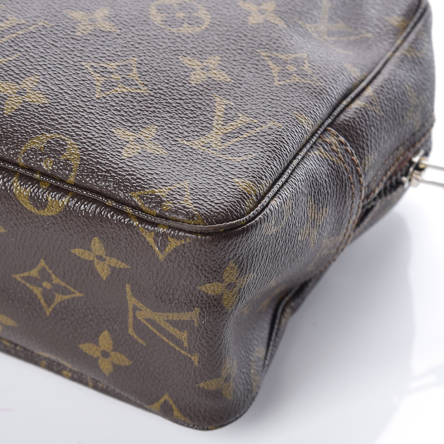 Louis Vuitton Monogram Trousse Toilette 28 11 of 19