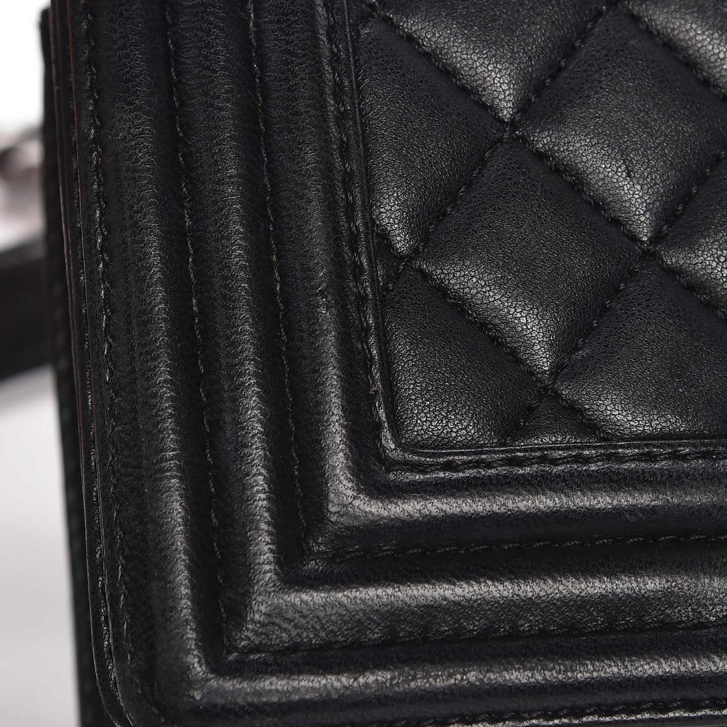 Lambskin Quilted Small Boy Flap Black