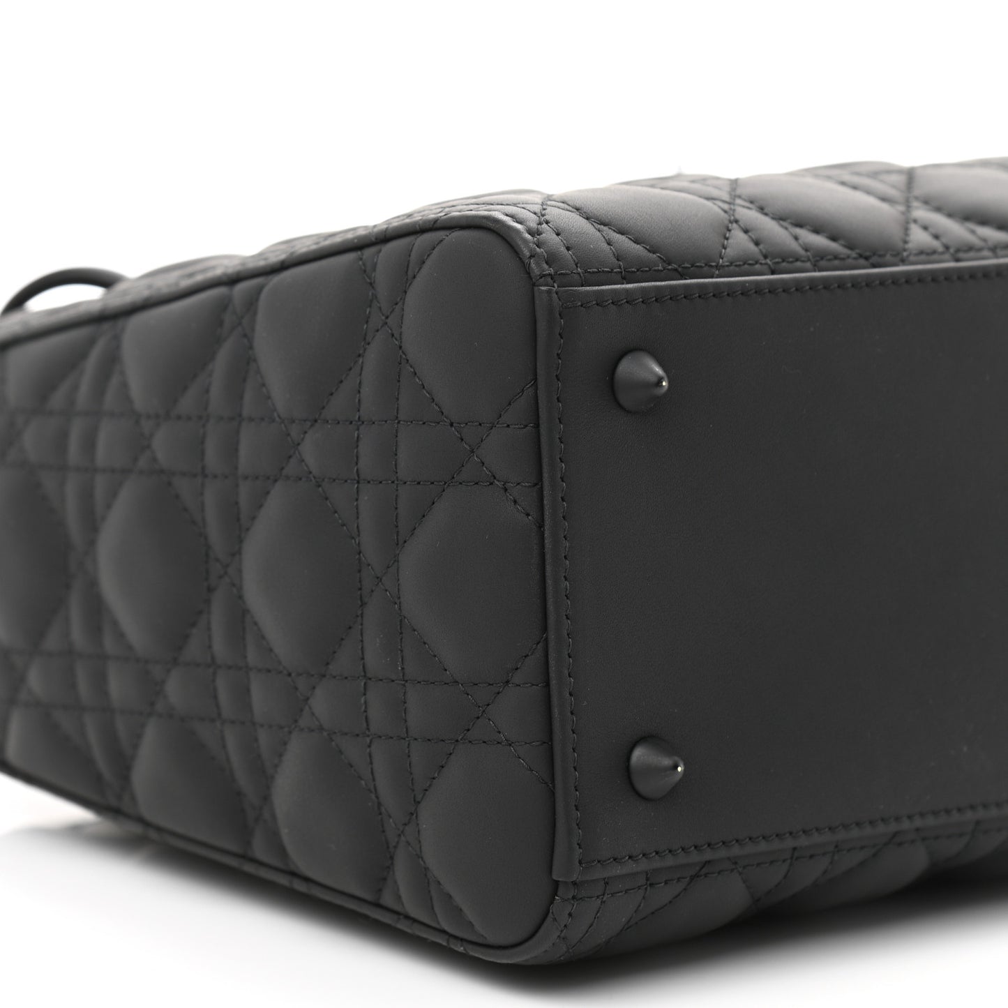 Ultra Matte Calfskin Cannage Medium Lady Dior Black