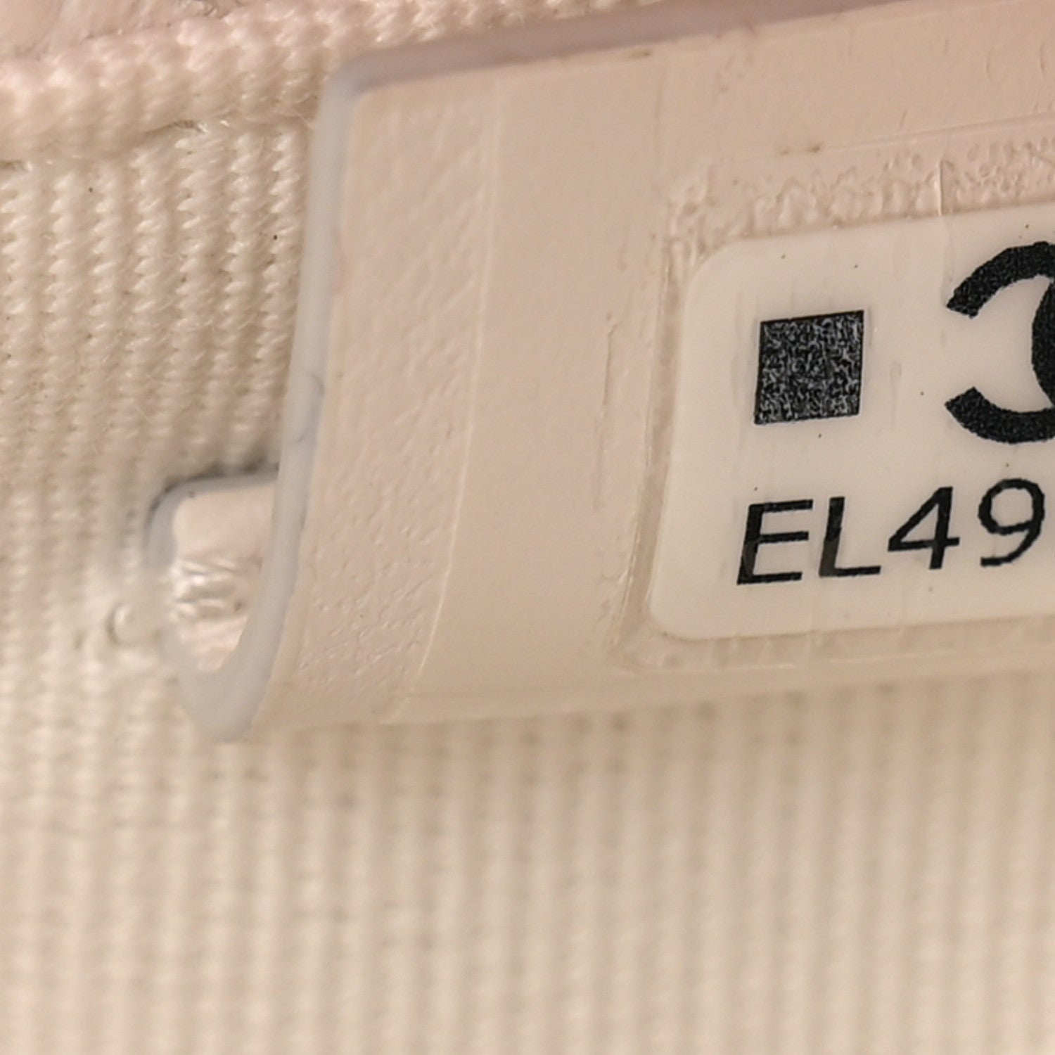 Chanel Caviar Quilted Classic Clutch Tote With Chain White 7 of 10