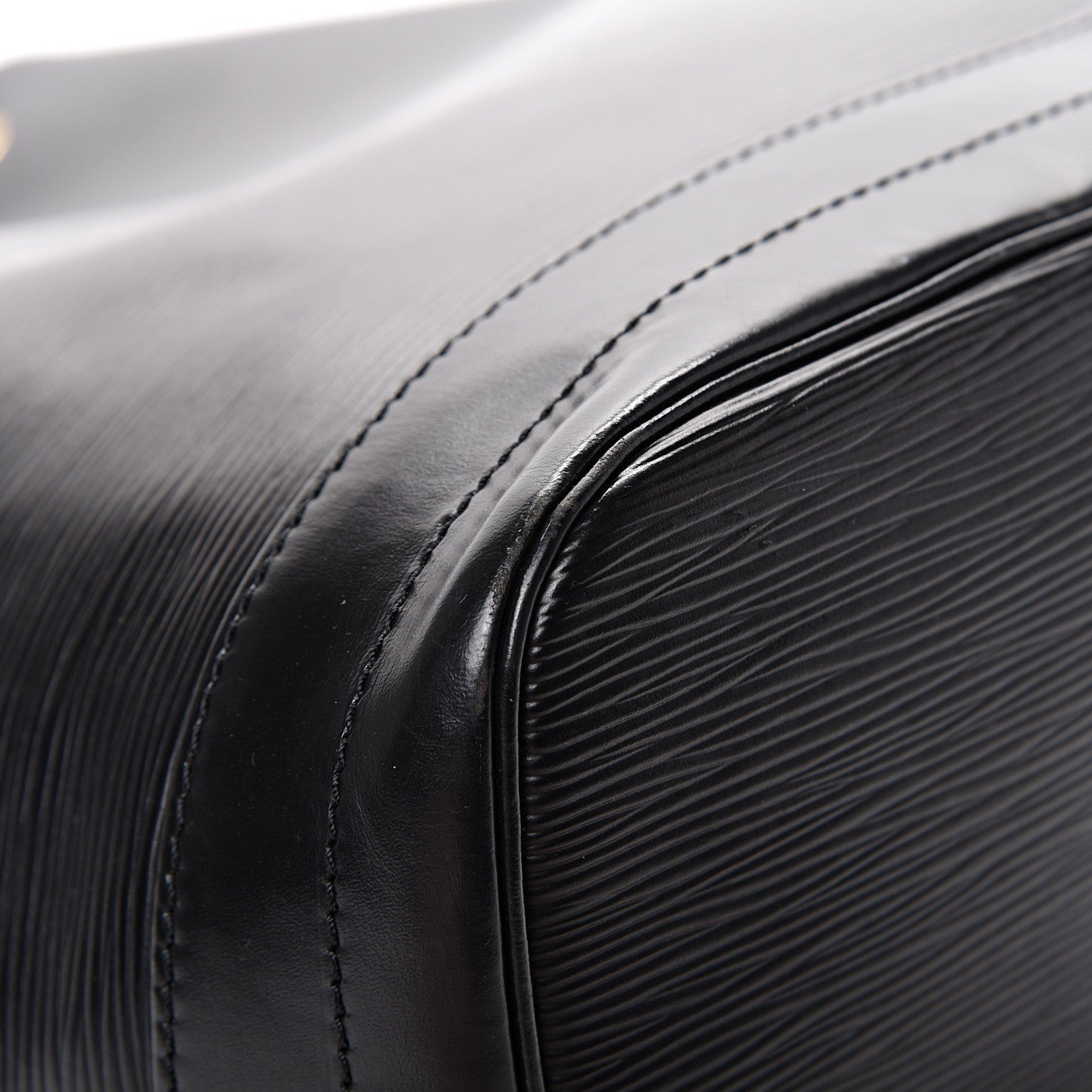 Louis Vuitton Epi Noe Black 11 of 19