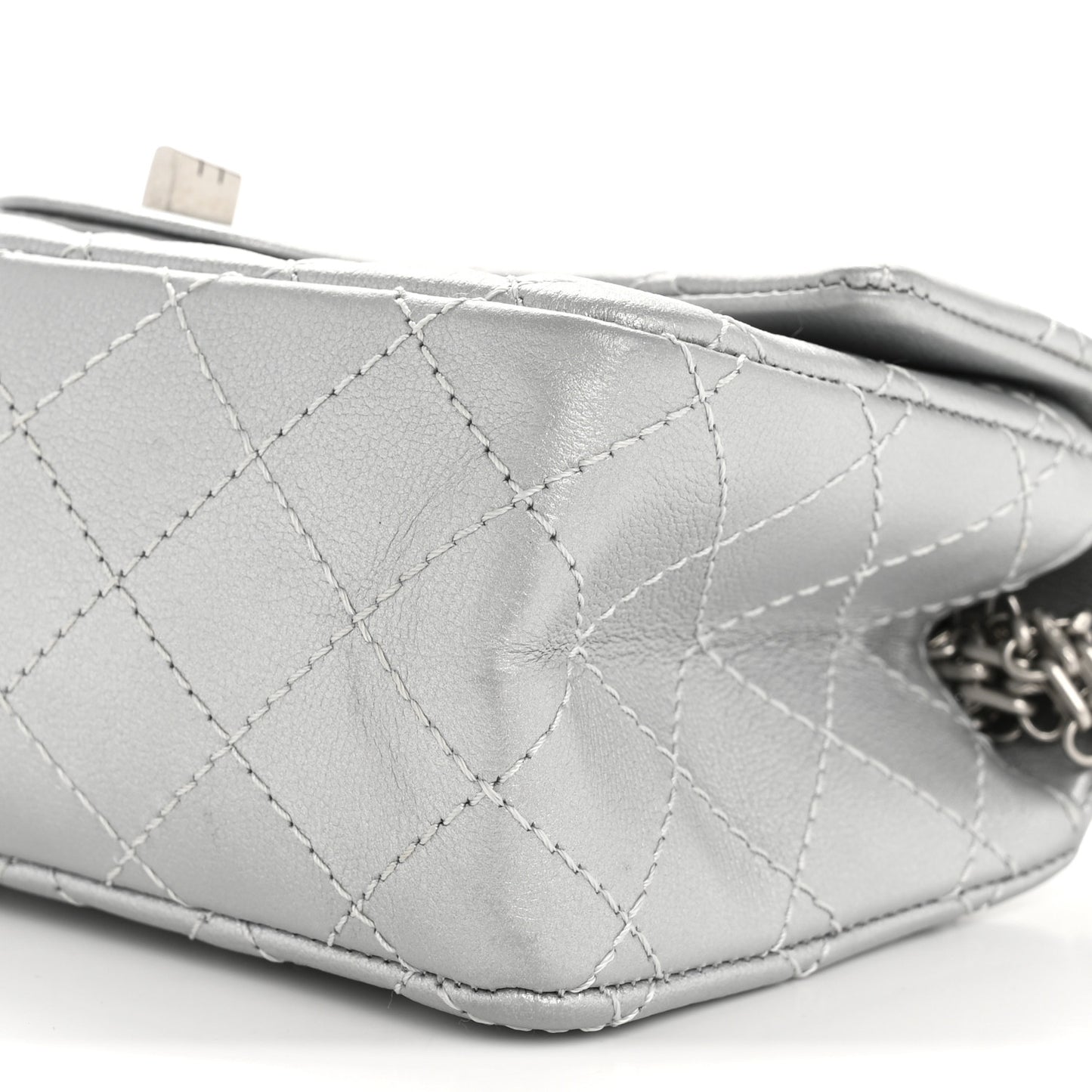 Metallic Grained Calfskin Quilted 2.55 Reissue Mini Flap Argent