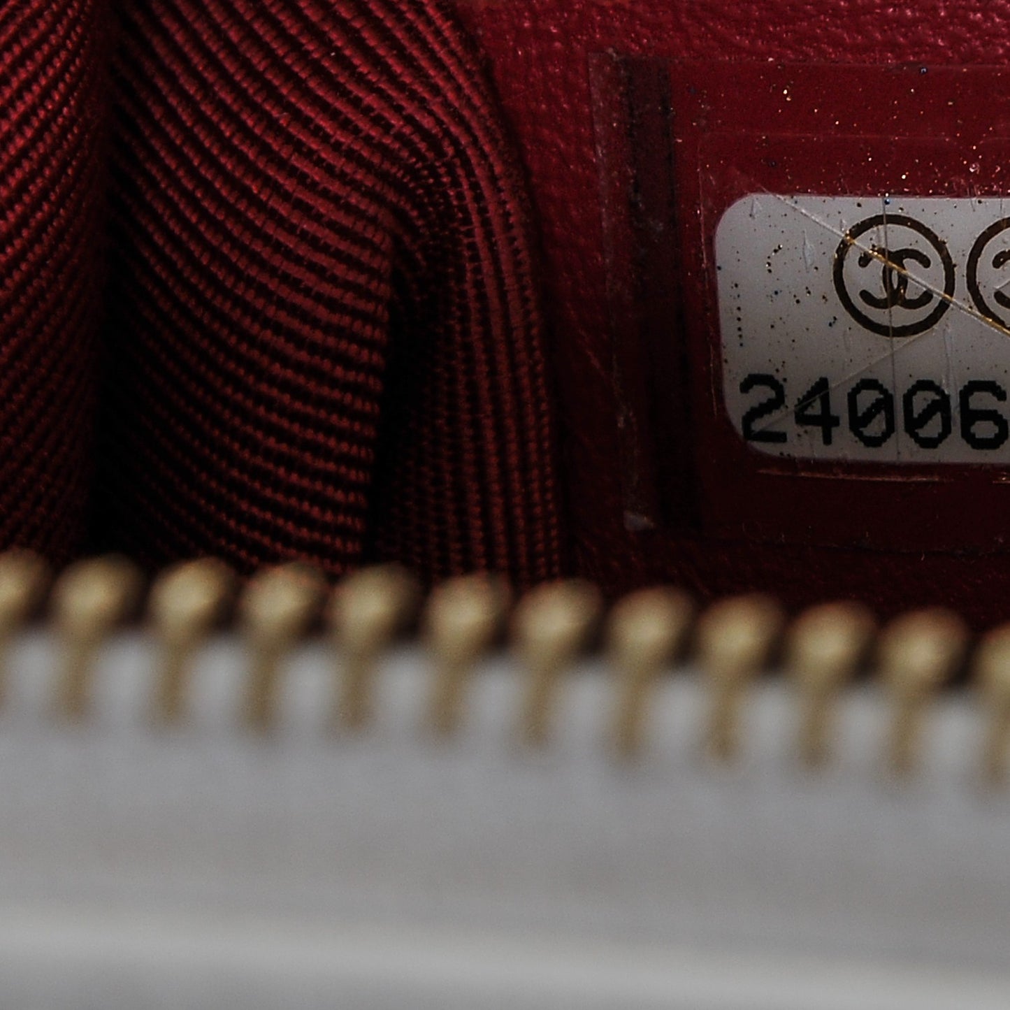 Calfskin Quilted Medium Gabrielle Hobo Black White