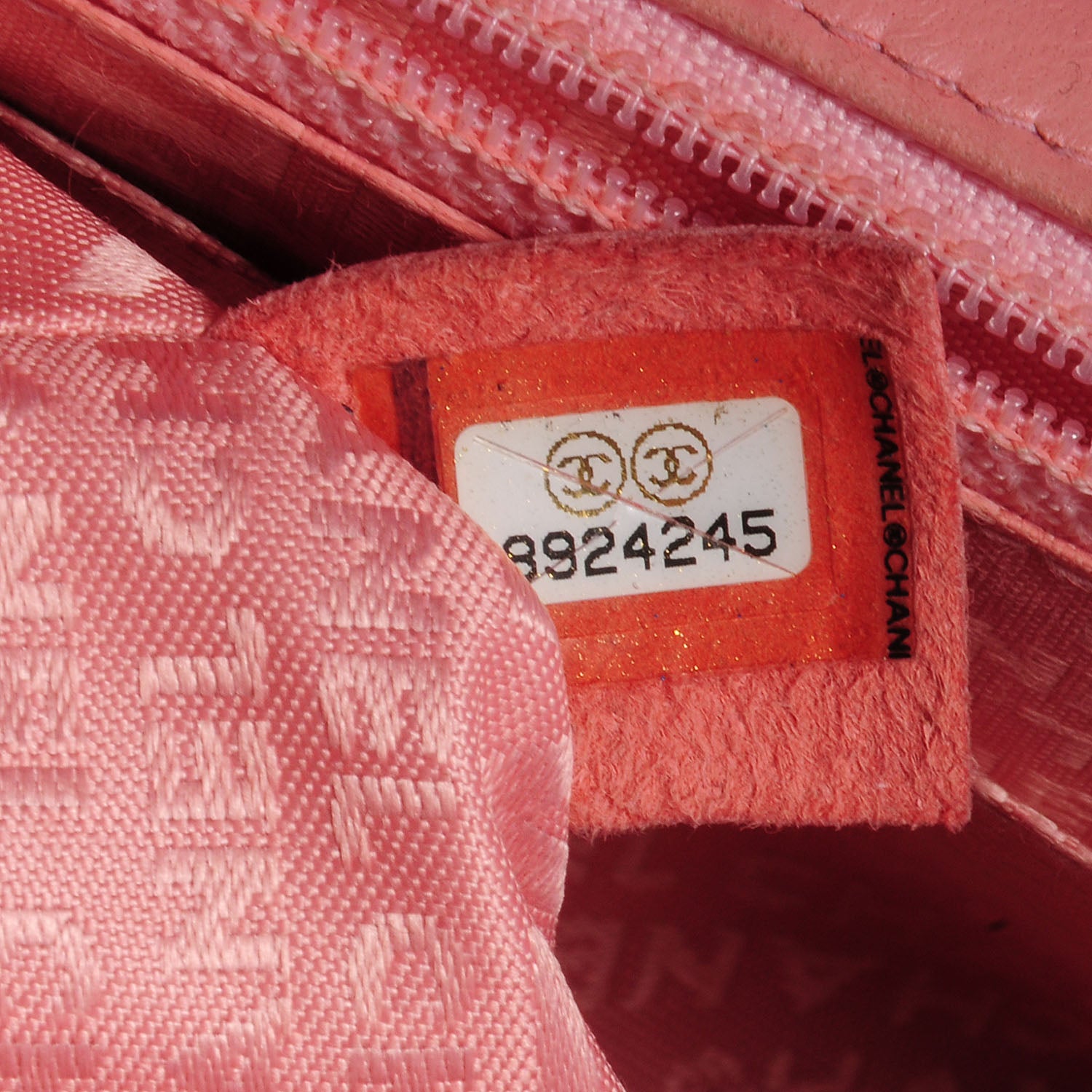 Chanel Lambskin Medium Heart Valentine Flap Pink 8 of 8