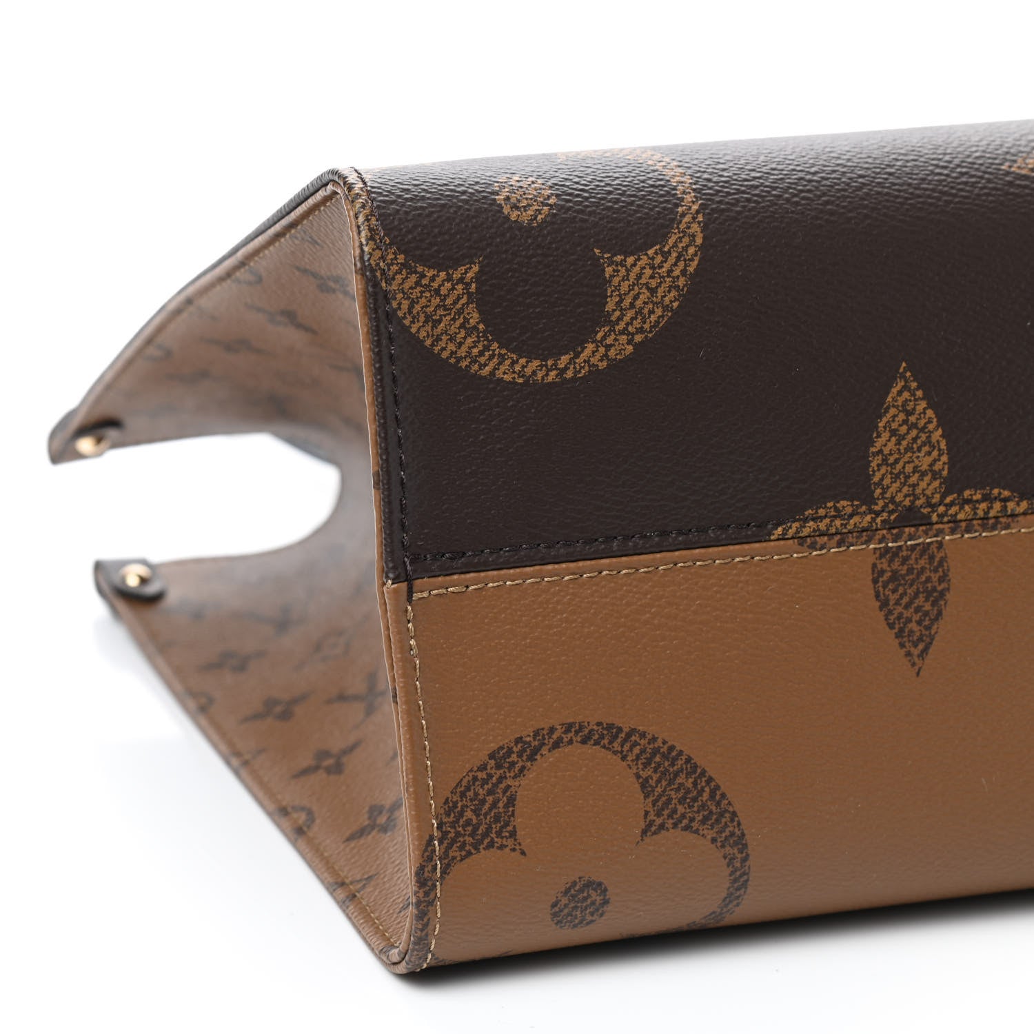 Louis Vuitton Reverse Monogram Giant Onthego MM 6 of 8