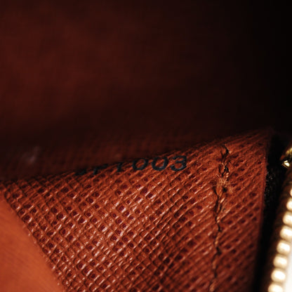 Louis Vuitton Monogram Papillon 30 7 of 9
