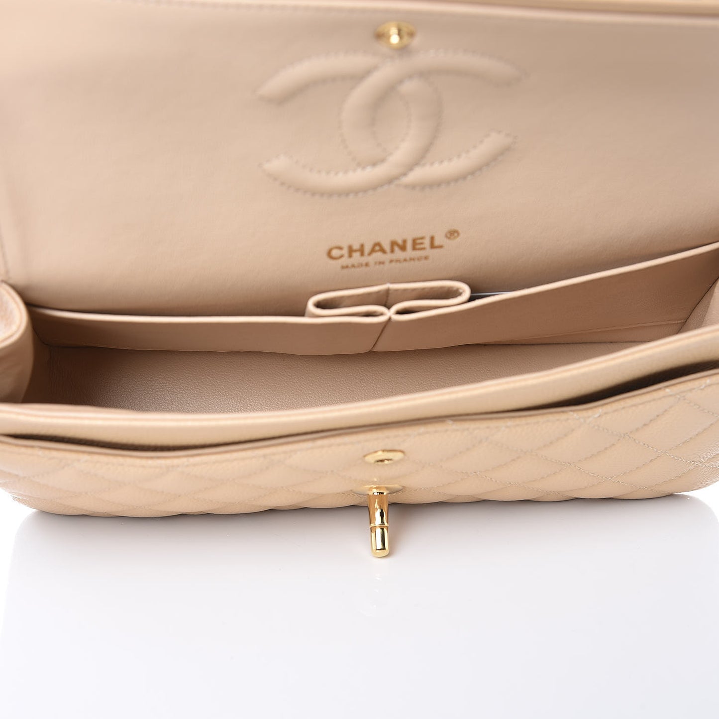 Caviar Quilted Medium Double Flap Beige Clair