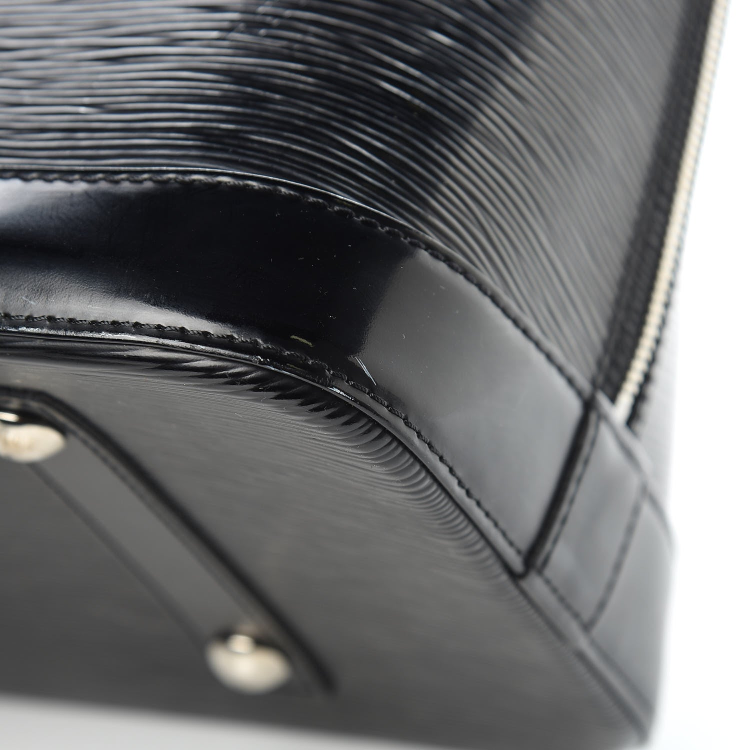 Louis Vuitton Epi Alma GM Black 11 of 15