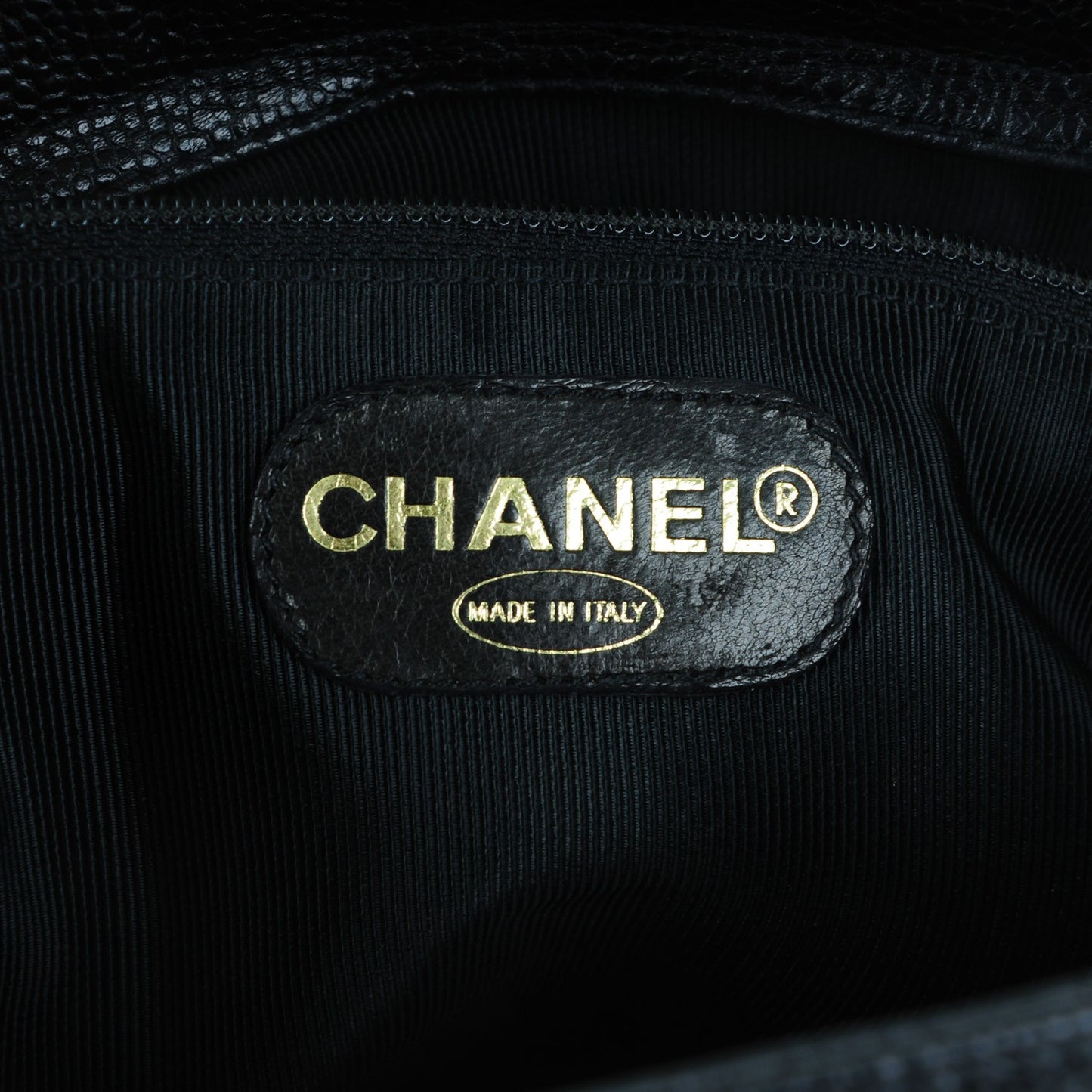 Caviar Shoulder Bag Black