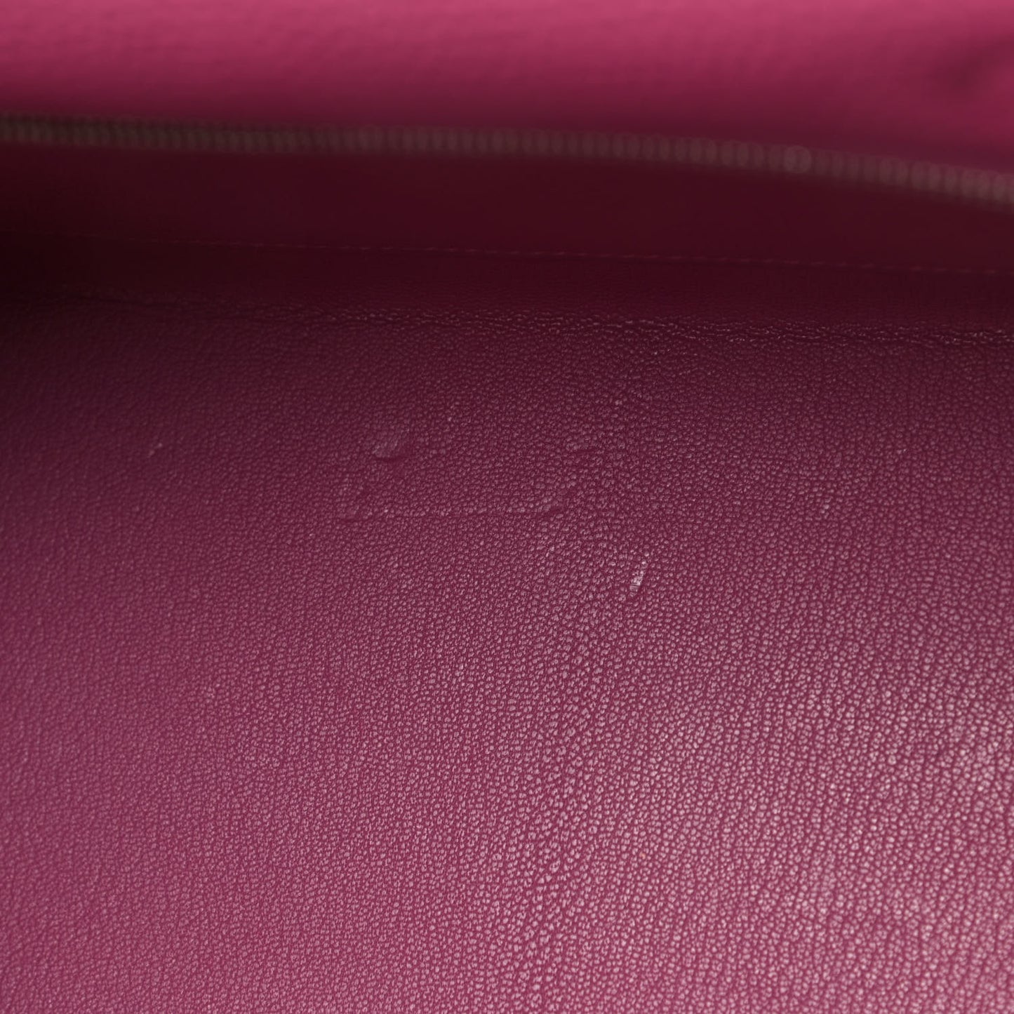 Togo Kelly Retourne 28 Tosca