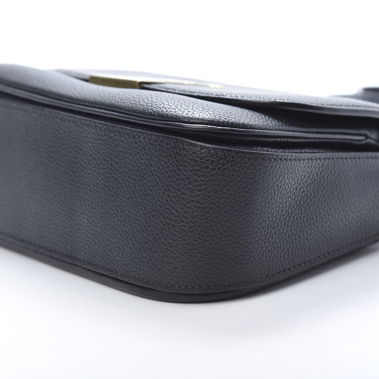 Grained Calfskin Vivienne NM Black