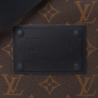 Louis Vuitton Monogram Messenger Waterproof 7 of 8