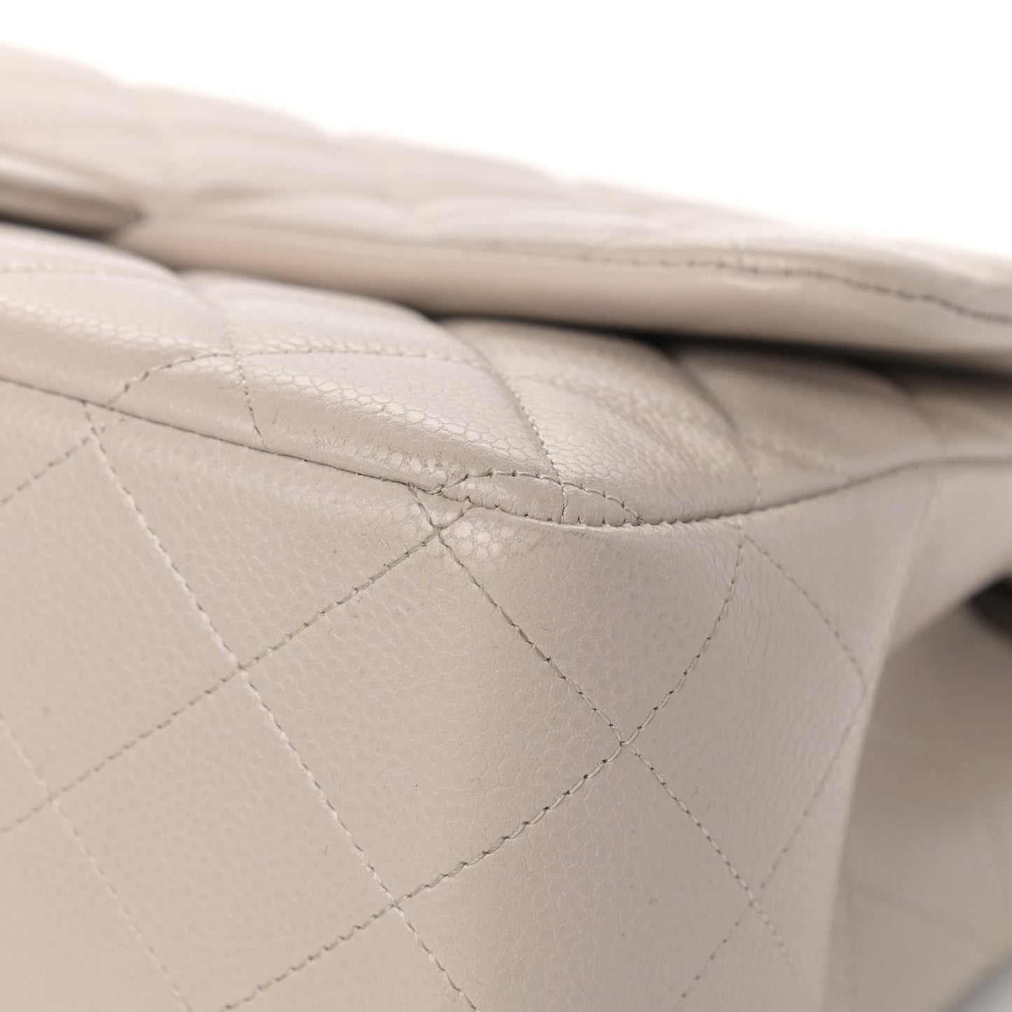 Caviar Quilted Jumbo Single Flap Ecru