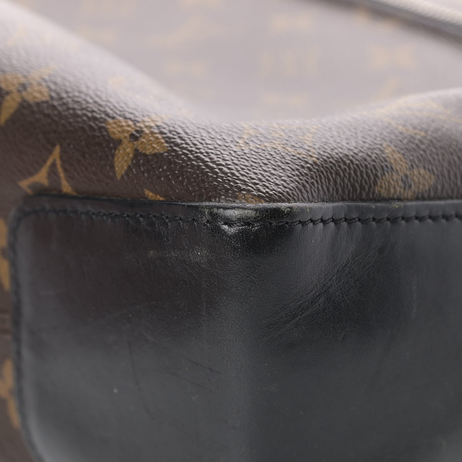 Louis Vuitton Monogram Macassar Torres Messenger 7 of 10