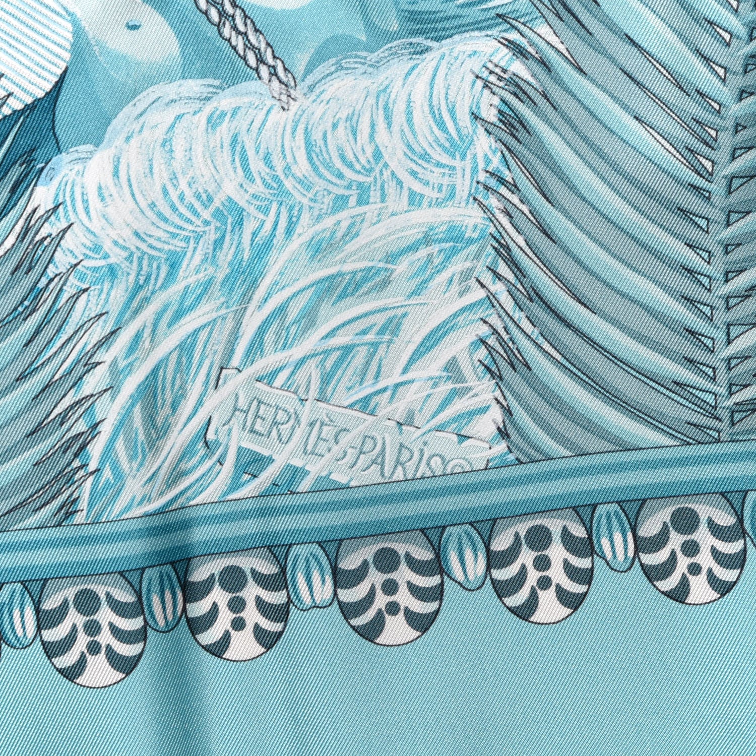 Hermes Silk Gloire d’Alexandre Scarf 90 2 of 3
