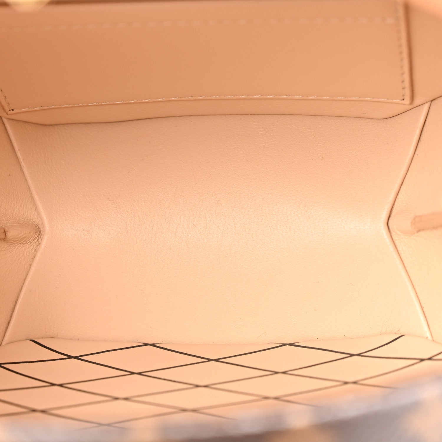 Louis Vuitton Monogram Petite Boite Chapeau 5 of 13