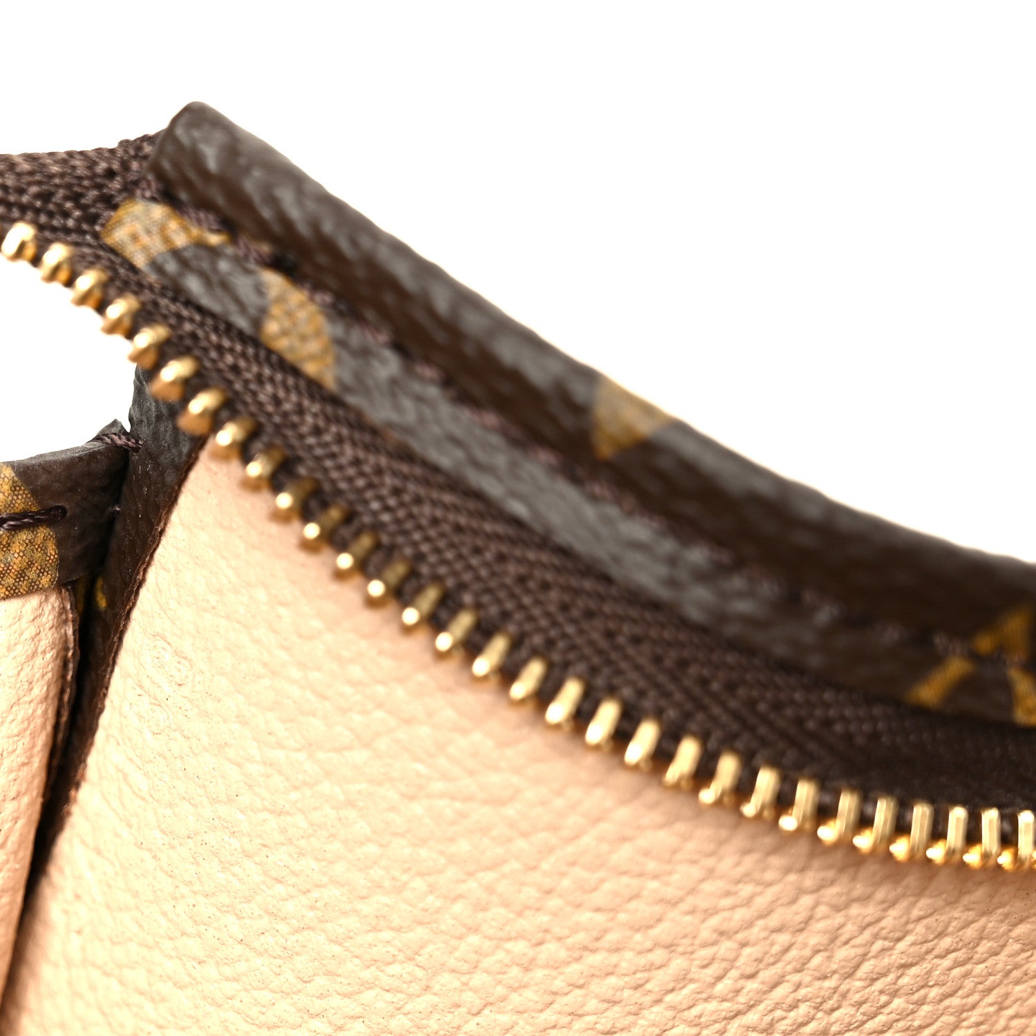 Louis Vuitton Monogram Toiletry Pouch 26 6 of 10