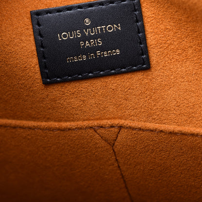 Louis Vuitton Empreinte Monogram Giant Onthego GM Black 6 of 10