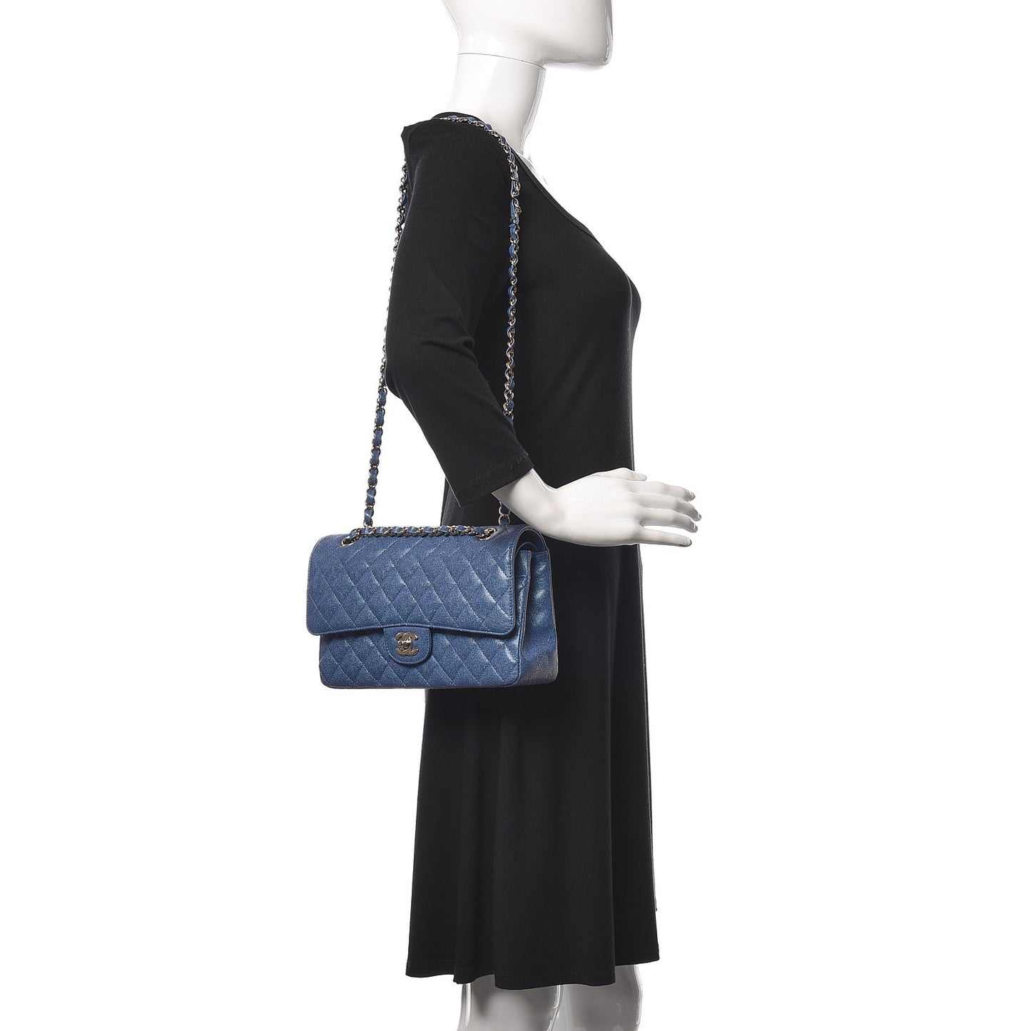 Iridescent Caviar Quilted Medium Double Flap Dark Blue