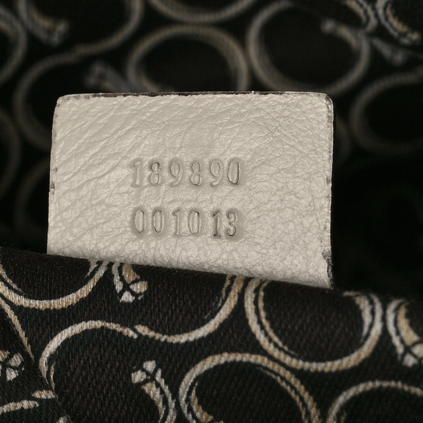Calfskin Medium Horsebit Nail Boston Off White