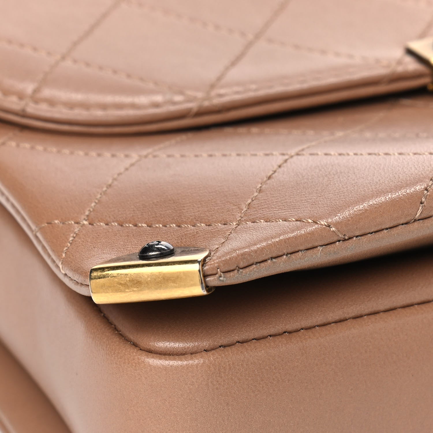 Chanel Shiny Lambskin Quilted Around The Corner Flap Beige 5 of 7