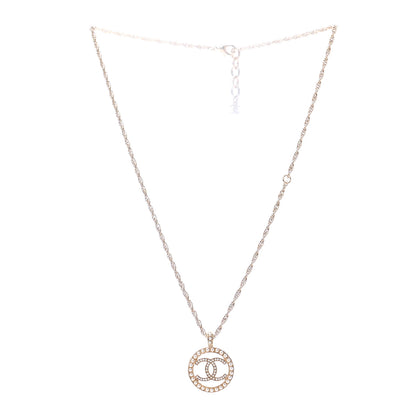 Chanel Pearl CC Round Pendant Necklace Gold 2 of 4