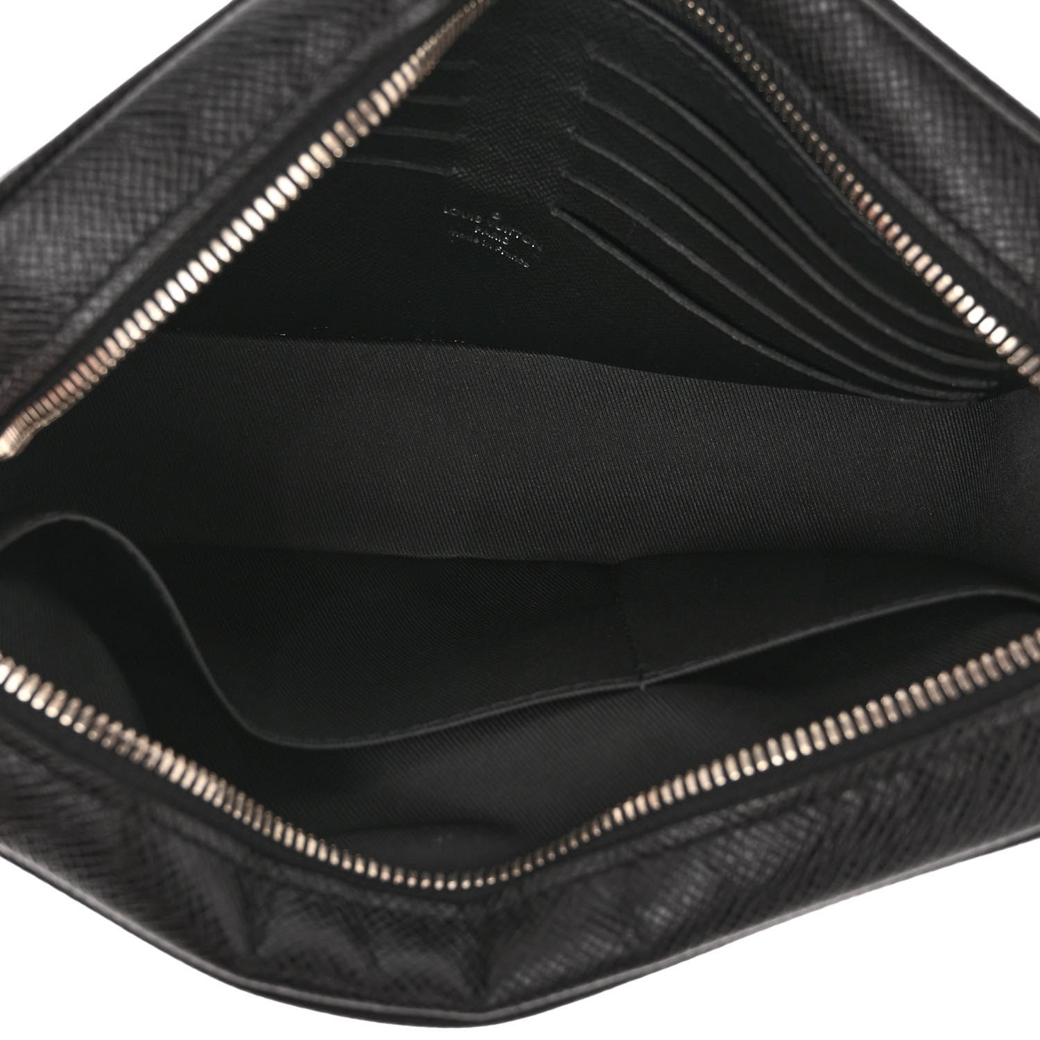 Louis Vuitton Taiga Pochette Kasai Black 5 of 10