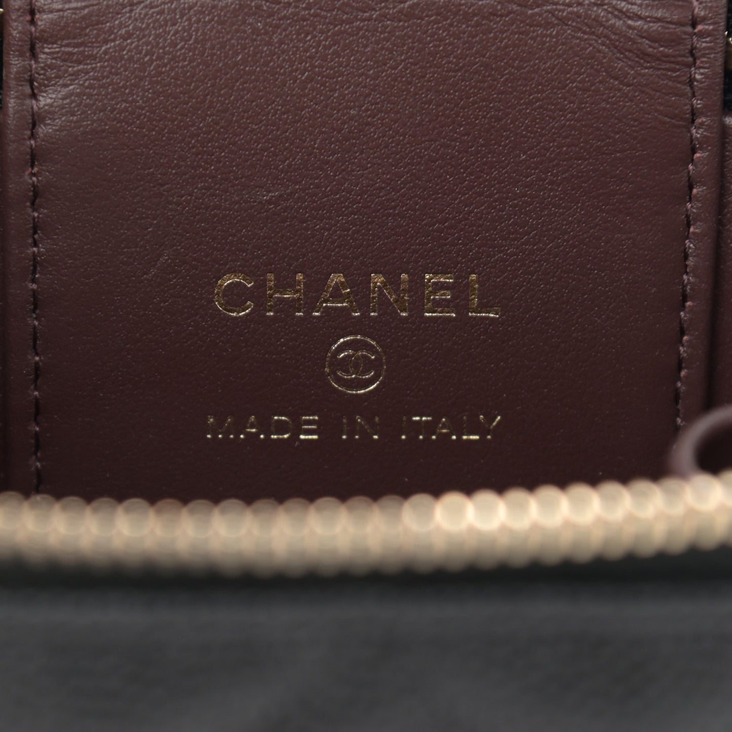Caviar Quilted Mini Vanity Case With Chain Black
