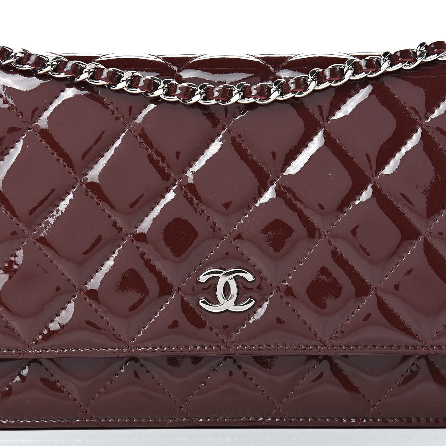 Patent Quilted Wallet On Chain WOC Burgundy