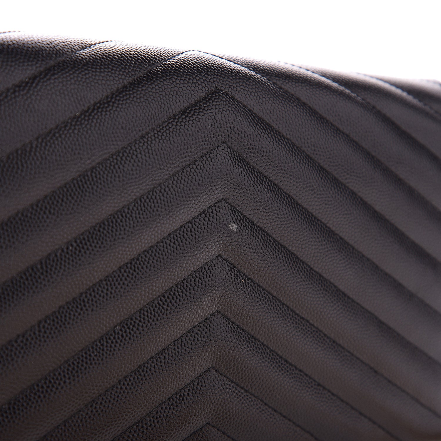 Saint Laurent Grain De Poudre Matelasse Chevron Monogram Chain Wallet Black 9 of 10